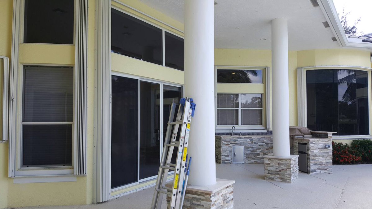 Cleanview_'s tweet image. Getting ready to make these windows great again.