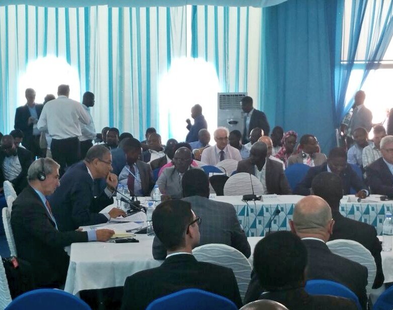 Lome2016SE's tweet photo. TR2 Coopération interétatique et échanges en matière de sécurité et sûreté maritimes conduit par SEM @zinsouofficiel
#Lome2016SideEvents https://t.co/15KpOCL88m