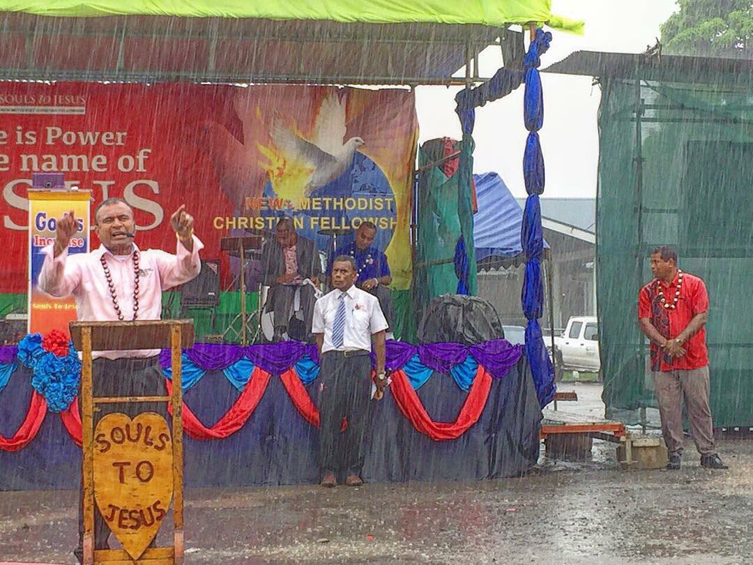 souls2Jesus's tweet photo. Not even the rain will stop the General Superintendent of NCF preach the Gospel #WinSoulsToJESUS #MATHEW28 #evangelise #lifeInTheWORDofGOD🙏🏼 https://t.co/To5boRVITi