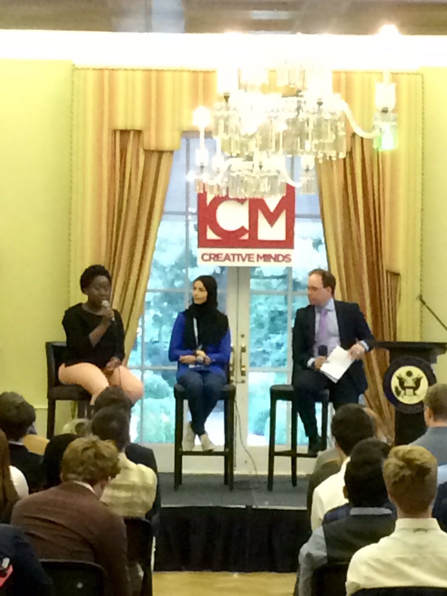 DeirdreMortell's tweet photo. Had you met Ban Ki-Moon at age 15? These young women from Athlone have represented refugee young people at UN in Geneva . Humbled. #CM2016 https://t.co/Ch17aoMo2X