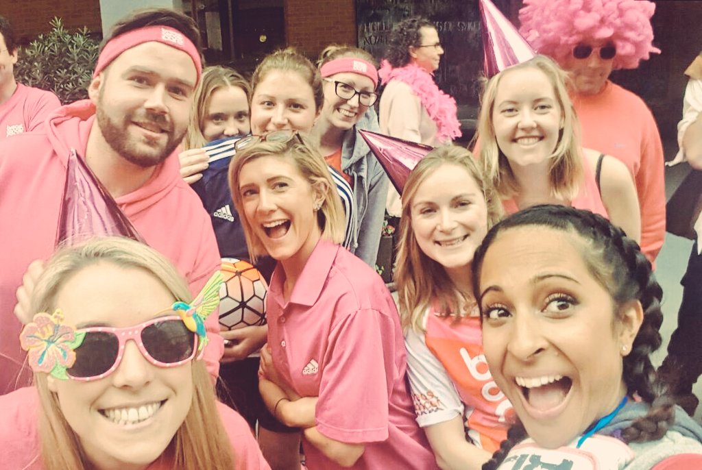 calroscow's tweet photo. Corporate team! #BCCBigPink 

@Georgie_Davies1 @annawyatt91 @Shu_Rosa @Becca_Jane_B @BrodieInnes @alicejkelly @MegHewlett https://t.co/sPghmYay9b