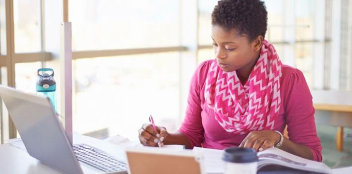Jisc's tweet photo. Fancy a podcast for the journey home? @SarahKnight looks into what makes for a successful online learner...
https://t.co/oQp21NZNLI #edtech https://t.co/vy084E9Anb