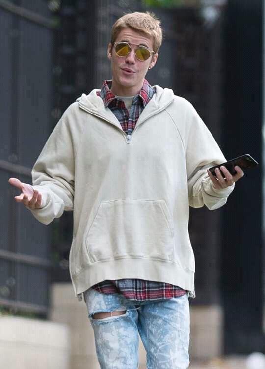 biebernute tweet picture