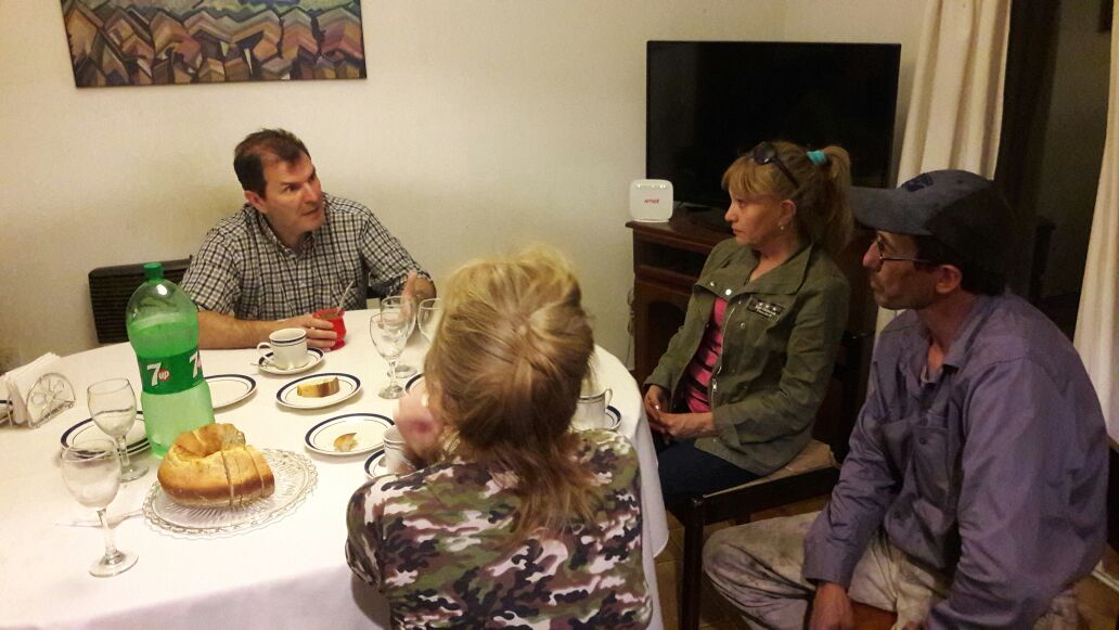 DIÁLOGO
Estuve en Quebrada de las Rosas con los vecinos charlando sobre las problemáticas de la zona y buscando soluciones
#diálogo #Córdoba