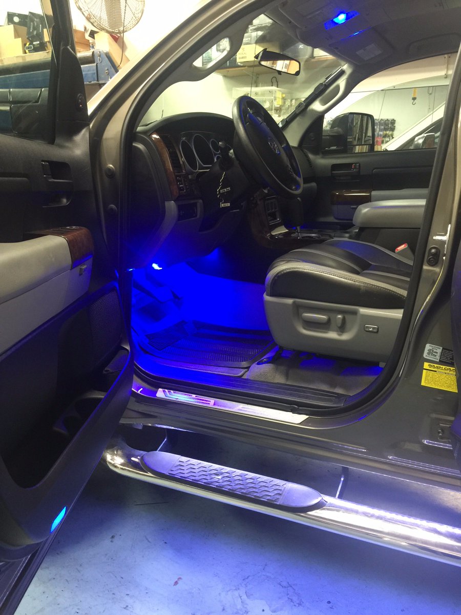 WAVESAUTOSOUND's tweet image. LED Lights installed inside and throughout running board of truck
