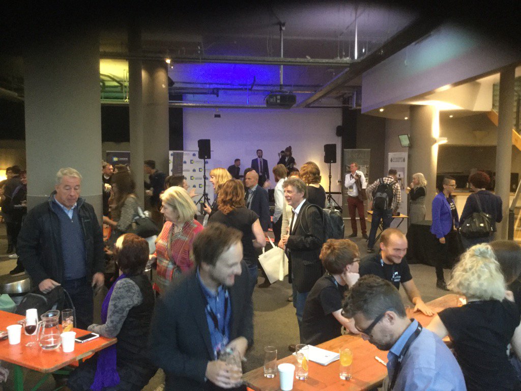handkbowls's tweet photo. Long day but been worth it #BrightonSummit @xoomtalk https://t.co/bH9fe4sTRS