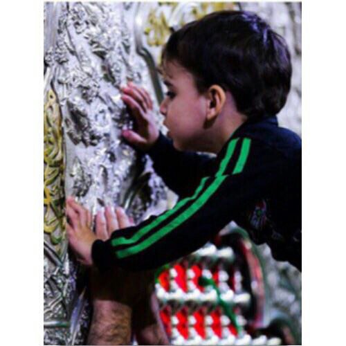 Shaddad313's tweet photo. لَـوِِ هـِذأّ أّلَـعـٌشـٍقِ لَـوِ بِـعٌـدِ لَـأّ تّـهِـوِى ...
دِنِـيِّـأّ بِـغـٌيِّـر حٌـبِ حٌَّسـيِّـنِ ګـلَـشٍـيِّ مَـأّ تَّّـسوِهِ ... https://t.co/0apqGdJ5Qn