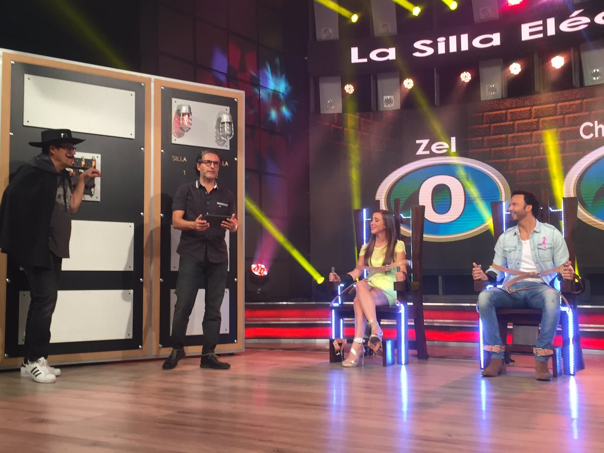 Mariazelzel's tweet photo. Ahora LA SILLA ELECTRICA! #tengomiedo @programa_hoy #programa_hoy https://t.co/kaaxzgQ4sR