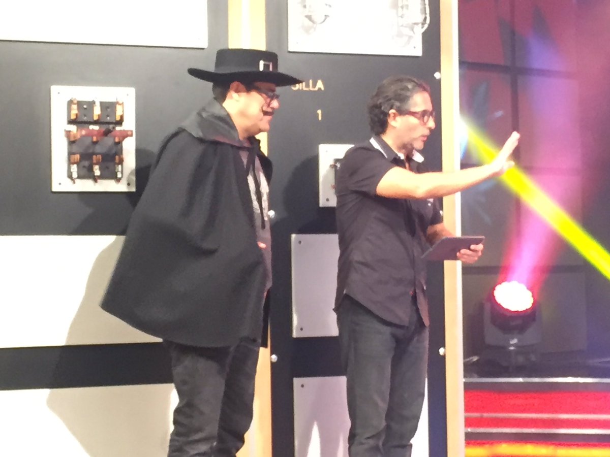 Mariazelzel's tweet photo. Ahora LA SILLA ELECTRICA! #tengomiedo @programa_hoy #programa_hoy https://t.co/kaaxzgQ4sR