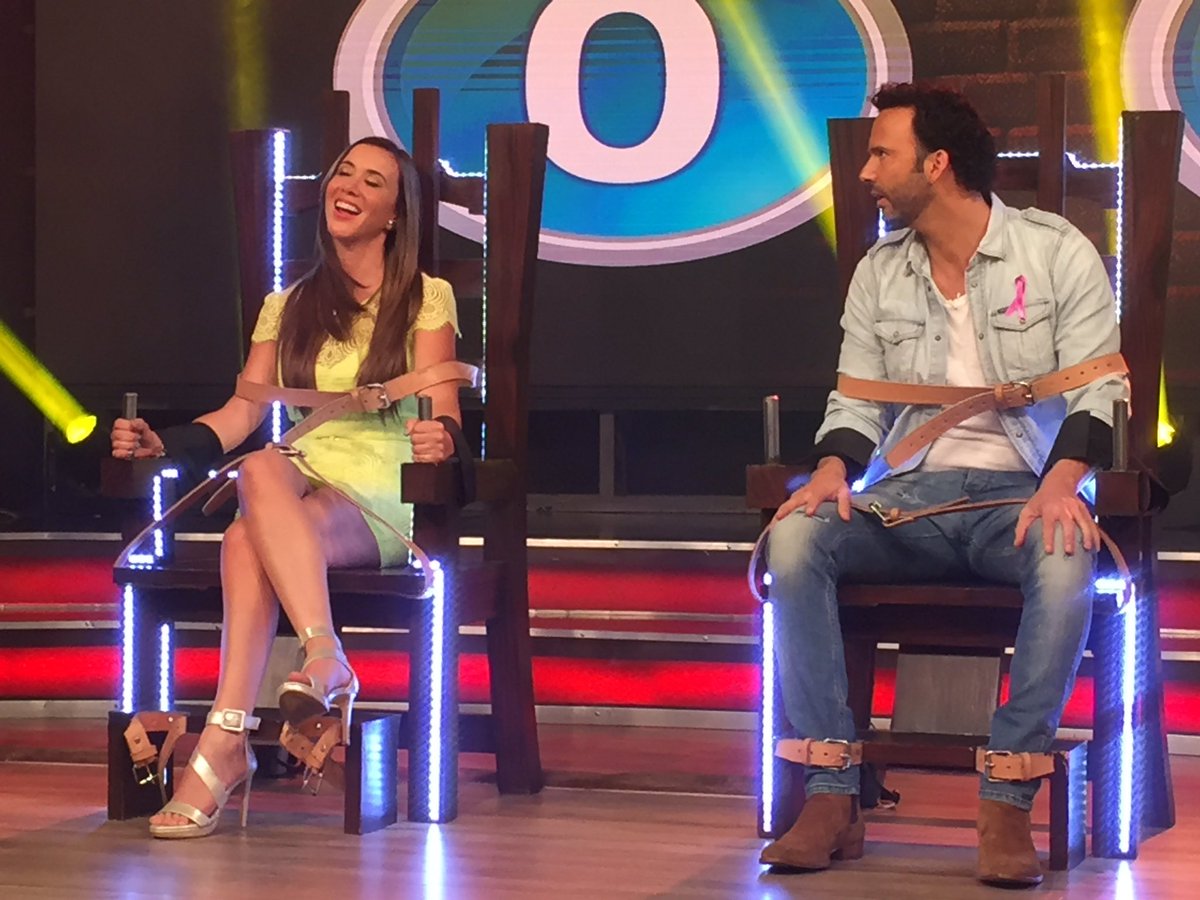 Mariazelzel's tweet photo. Ahora LA SILLA ELECTRICA! #tengomiedo @programa_hoy #programa_hoy https://t.co/kaaxzgQ4sR