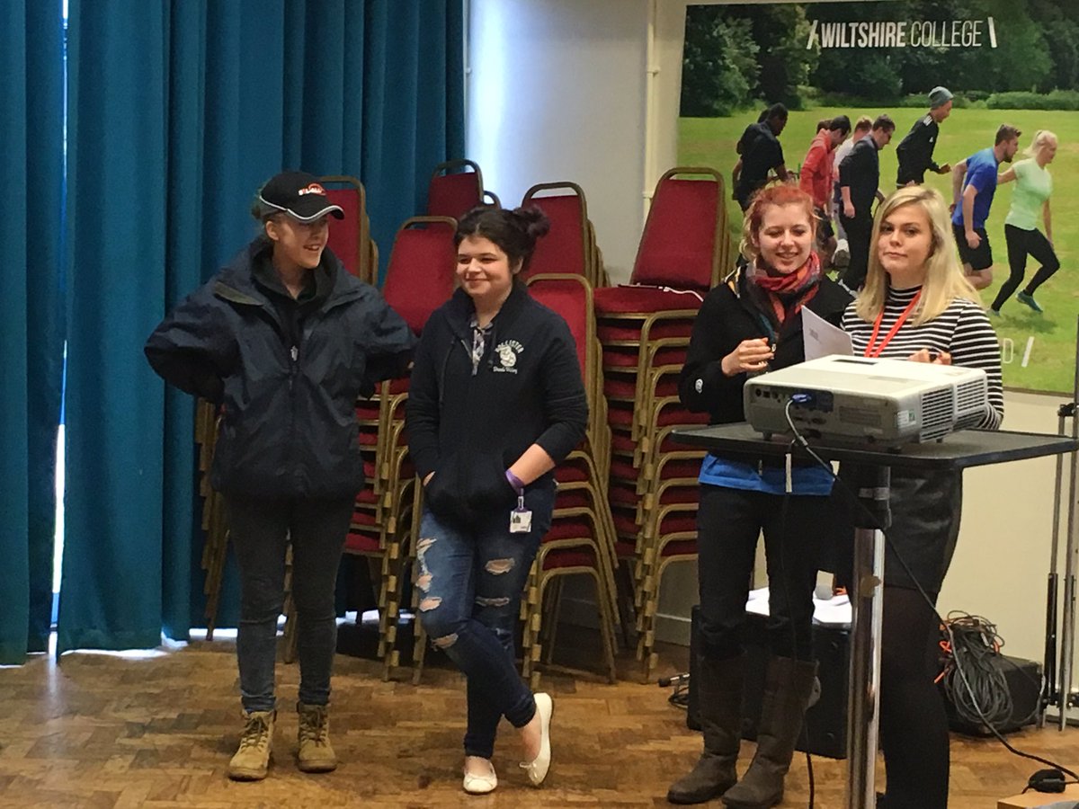 StudentLifeCH's tweet image. Today we  got together all the SU executives for each campus to give them some training in all their roles @WiltsColl #StudentVoice