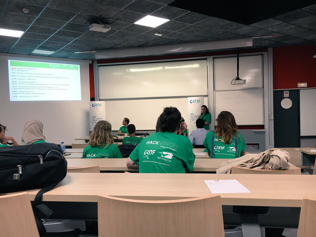 Sarah_Gzg's tweet image. Lancement du Hackathon @GRDF à @LaCantinebyTVT ce soir ! #hackgrdf