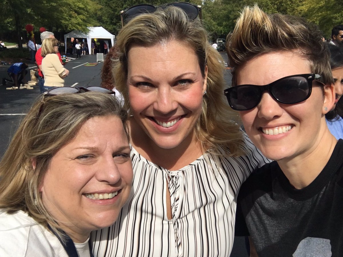 cno529's tweet photo. Best friends at work! #hellowork #adpfallapalooza https://t.co/2SNv97gLB3