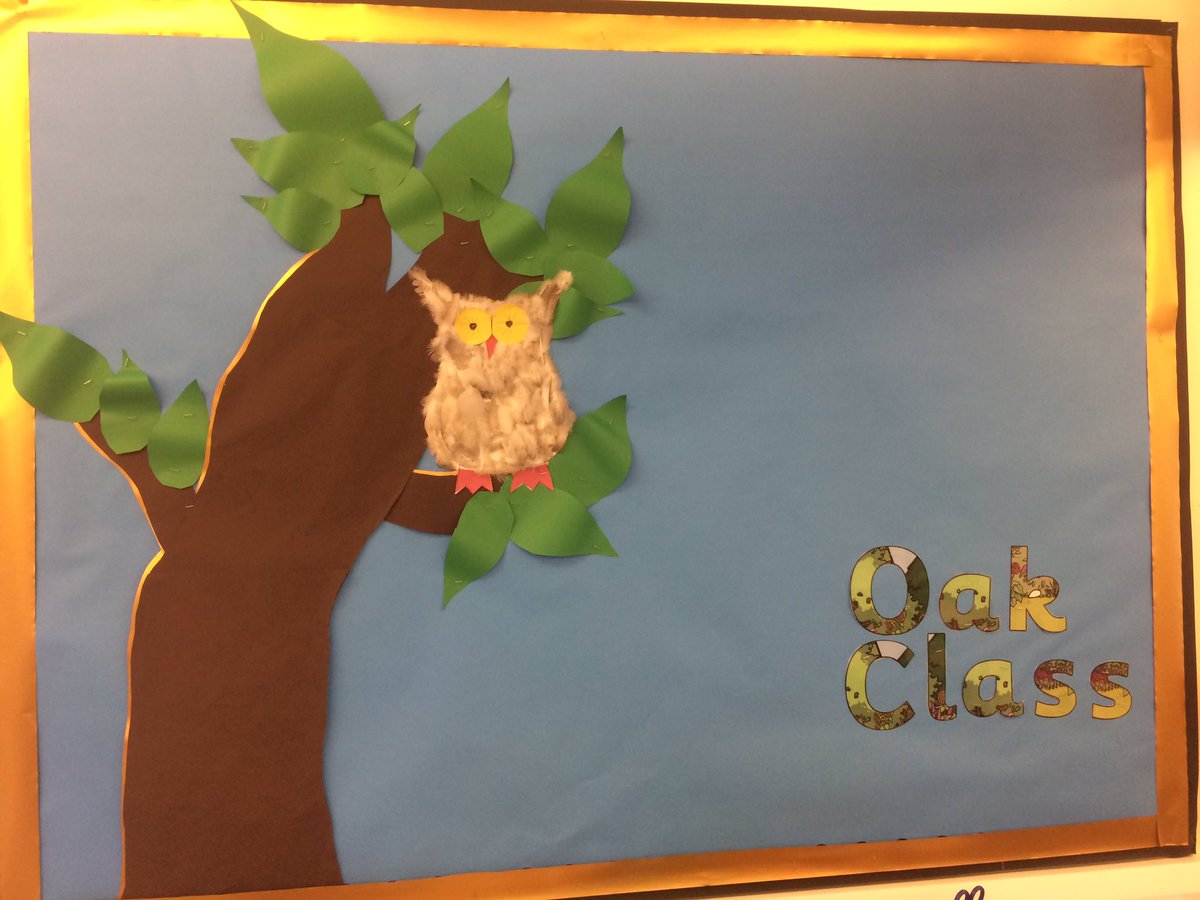 oakclass_2016's tweet photo. Orlando's owl looks very lonely on our board. Can you make your collage owl or squirrel this weekend? #homelearning https://t.co/97ZXDMuj3P