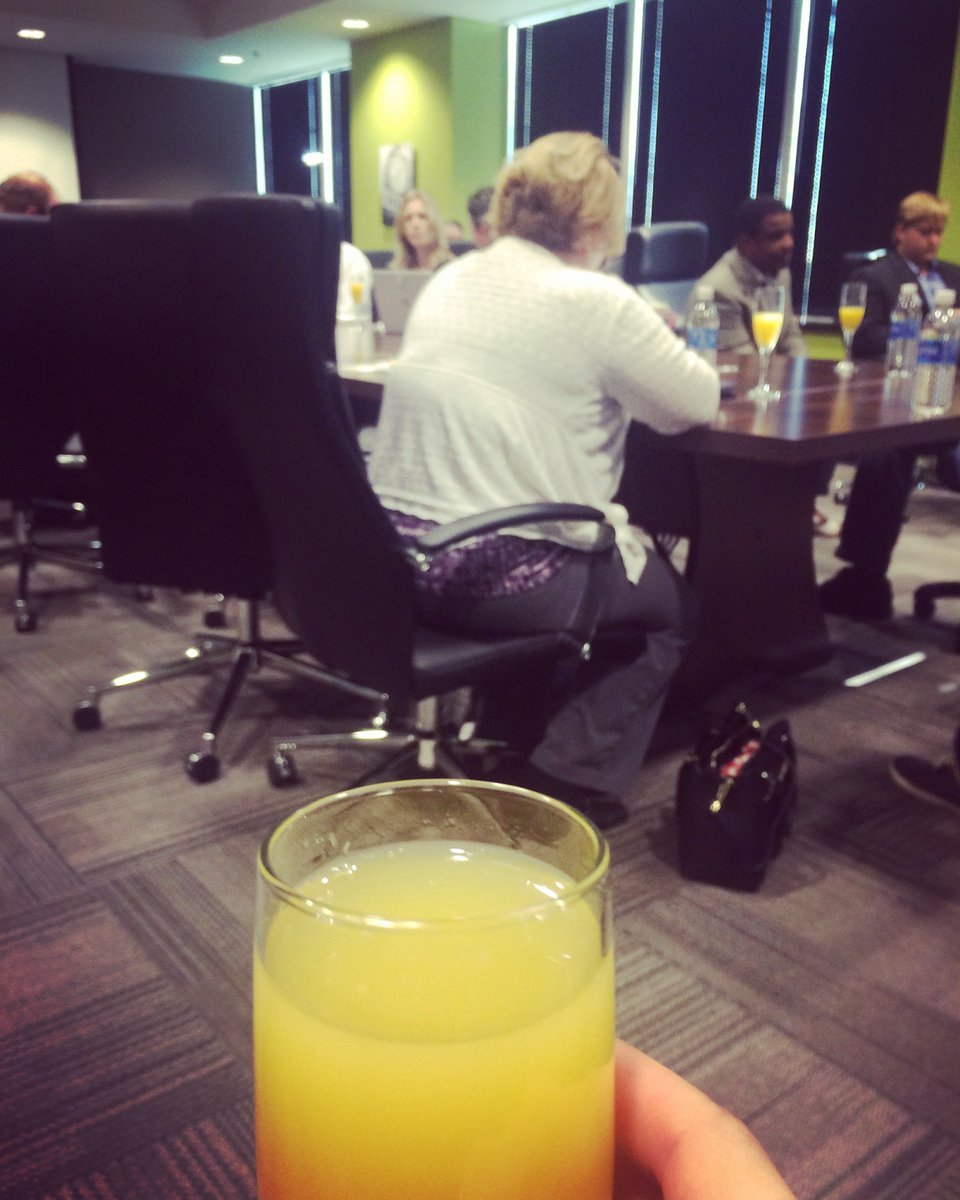 DetroitIT's tweet photo. Mimosas at the #DataCenter? Yes, please! Stay tuned for information on how to register for the November Tour, hosted by @DetroitIT! https://t.co/yQs9opvX2M