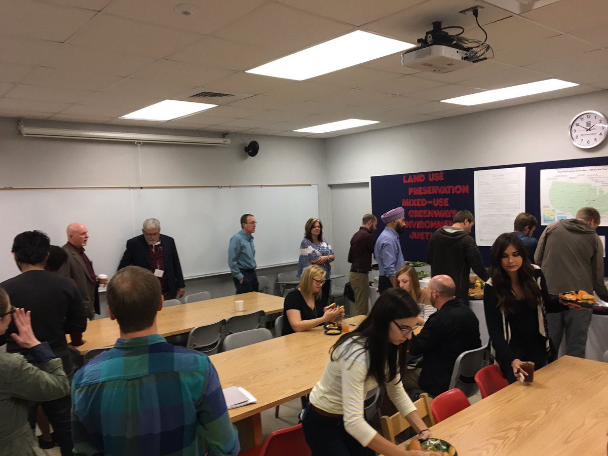 MSUggp's tweet photo. #MSUggp Alum Advisory Board lunch with students and faculty. @MissouriState #MSUHomecoming #MSU_CNAS https://t.co/mP3BiZXItn