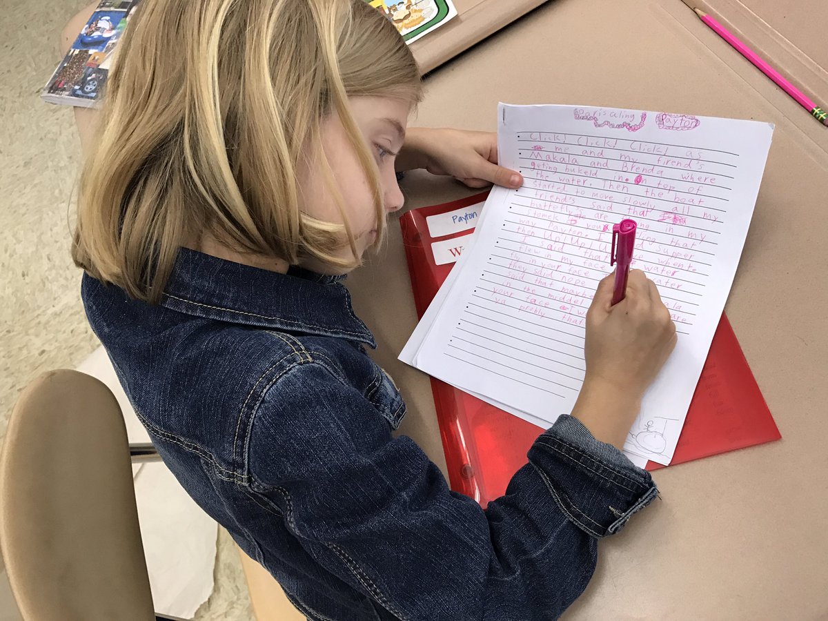 KaraMarkiewicz's tweet photo. Ws sometimes fast-write a discovery draft #CreatingMasterPieces @MVS_Principal @MTPSPride https://t.co/sssbXtEf1M