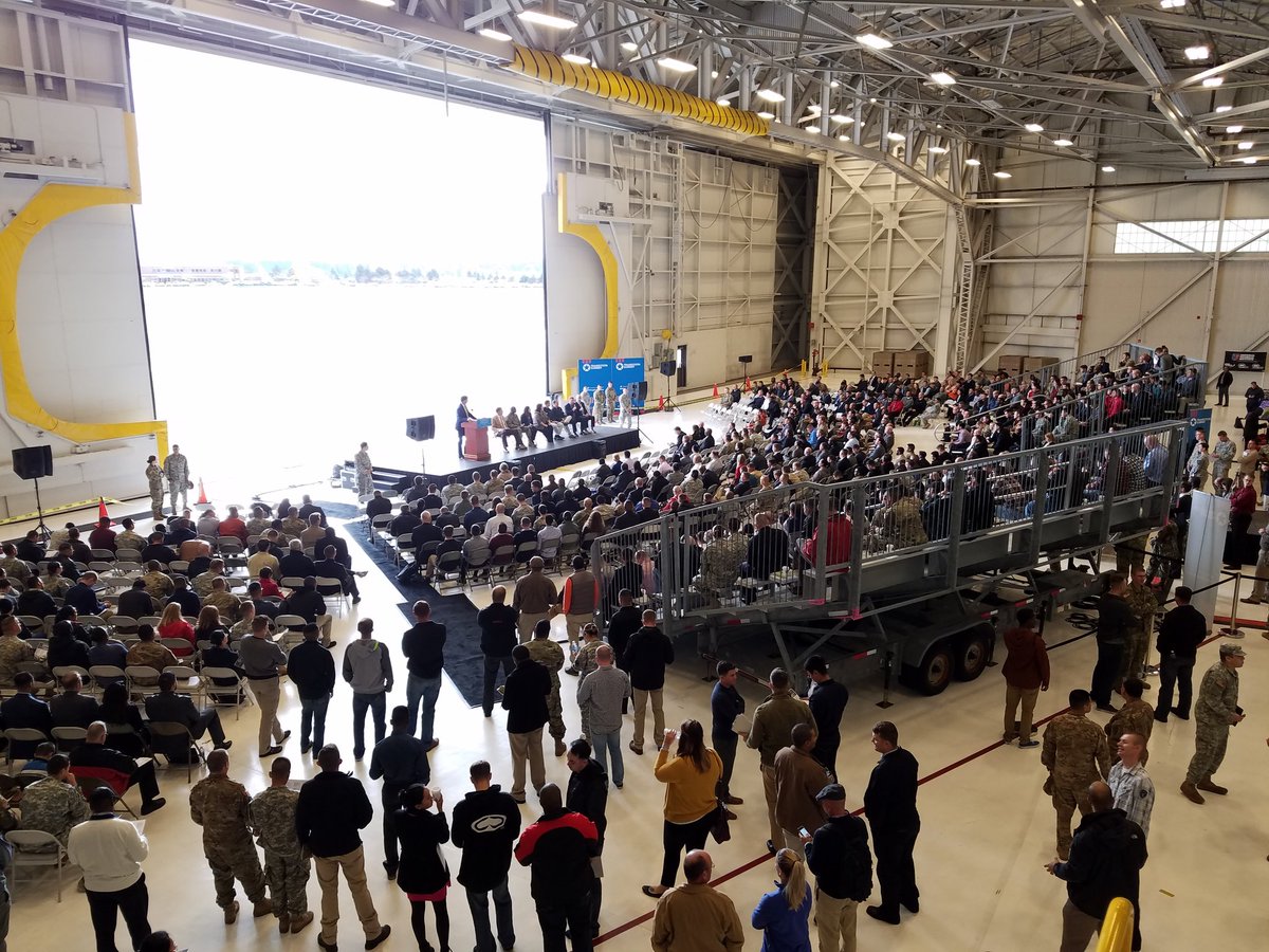 WDVA's tweet photo. Today's @hiringourheroes #WaSummit2016 Day Three Career Fair has begun! Hundreds of employers are eager to hire service members and veterans https://t.co/H0FsvchDsh