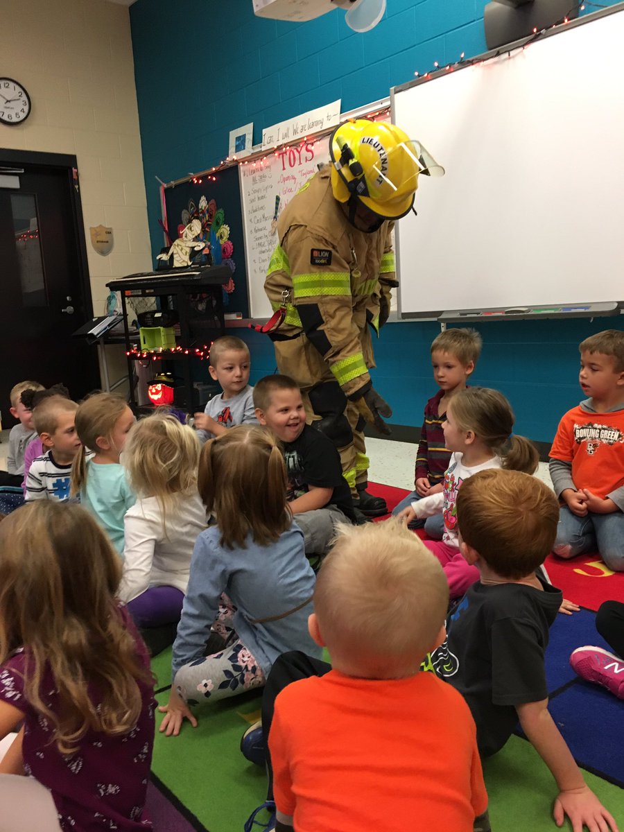 OtsegoPreK's tweet photo. We are so thankful for Firefighter Brad teaching us about the importance of fire safety! #OtsegoKnights #preschool #OES https://t.co/hlL7qmjXV2
