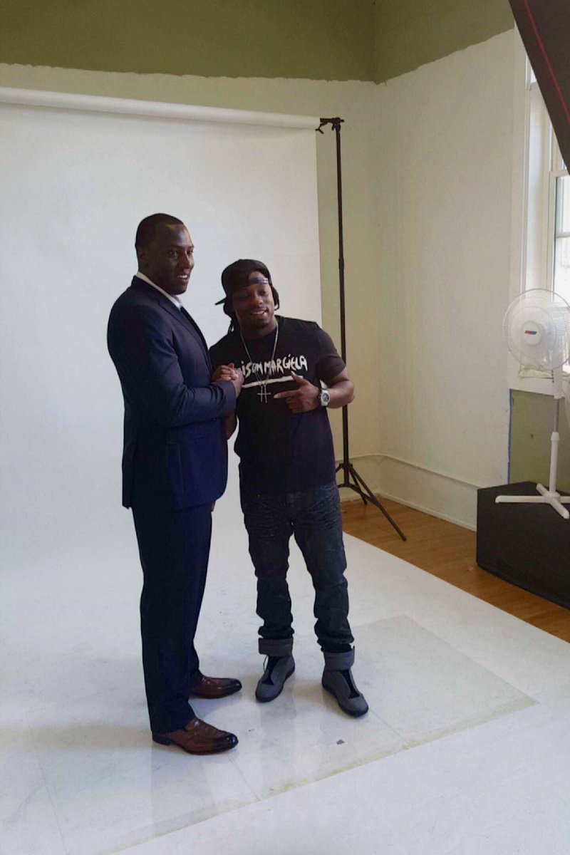 Kd_Coppafield74's tweet photo. The Rap Ceo & The Trap Ceo!!! @chrisclemons91 aka Jr.Jr. X @EgaAMB #AMBRecords https://t.co/xjCos9pPZx