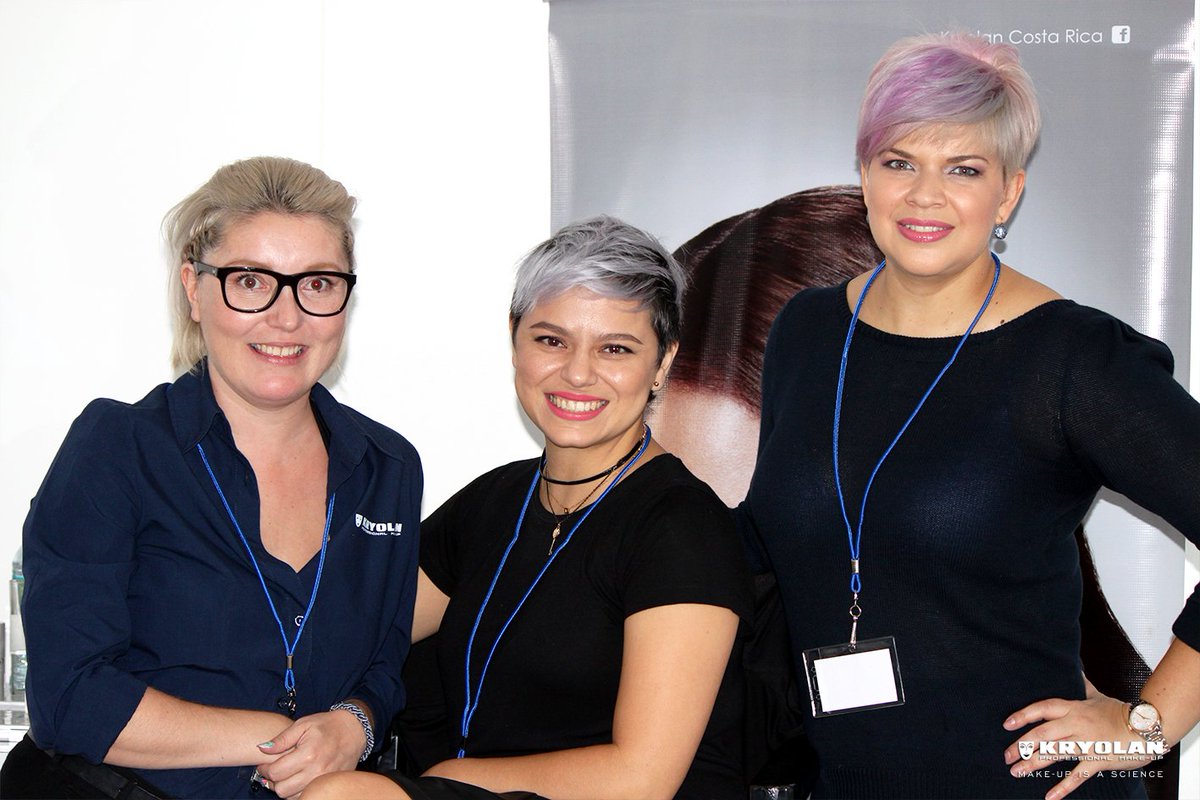Kryolan_CR's tweet photo. Seminario de Aerografía con la M.U.A Emilie Guillermin en Kryolan City Costa Rica.
#MakeUpIsAScience #KryolanCR #EmilieGuillermin https://t.co/gXDn7vqr9K