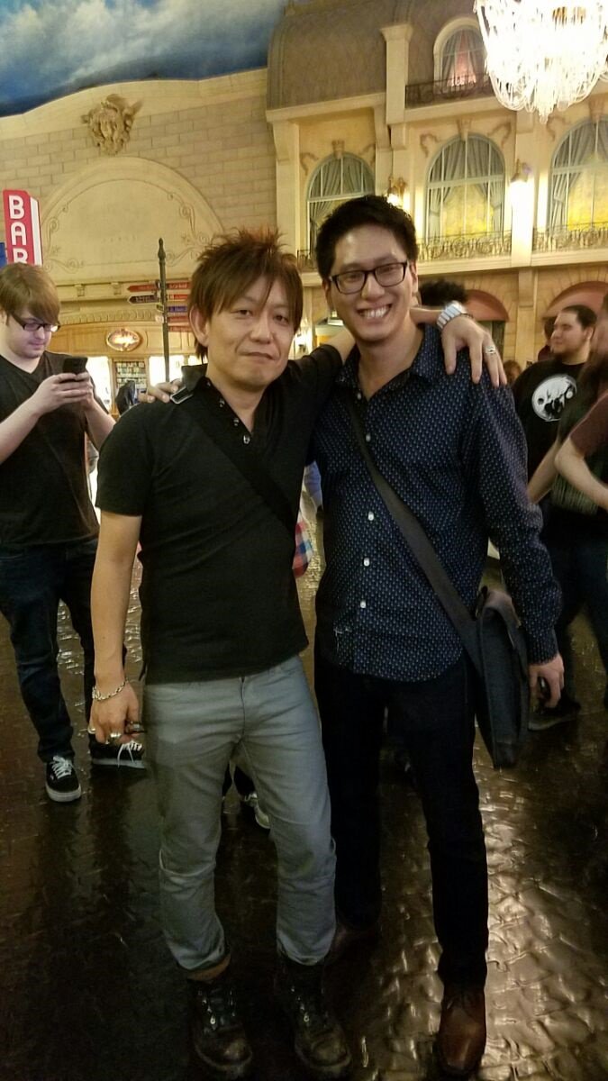 CfaiAlter's tweet image. Caught Yoshi P at the pub last night :) #FFXIVFanFest2016