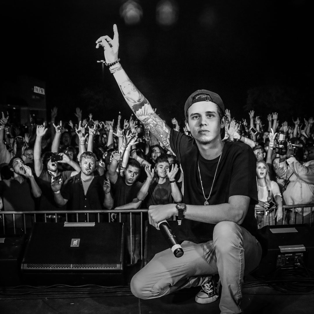 iCroswell's tweet image. @therealtwizz last night 🎤 #BatonRouge #gowhiteboygo