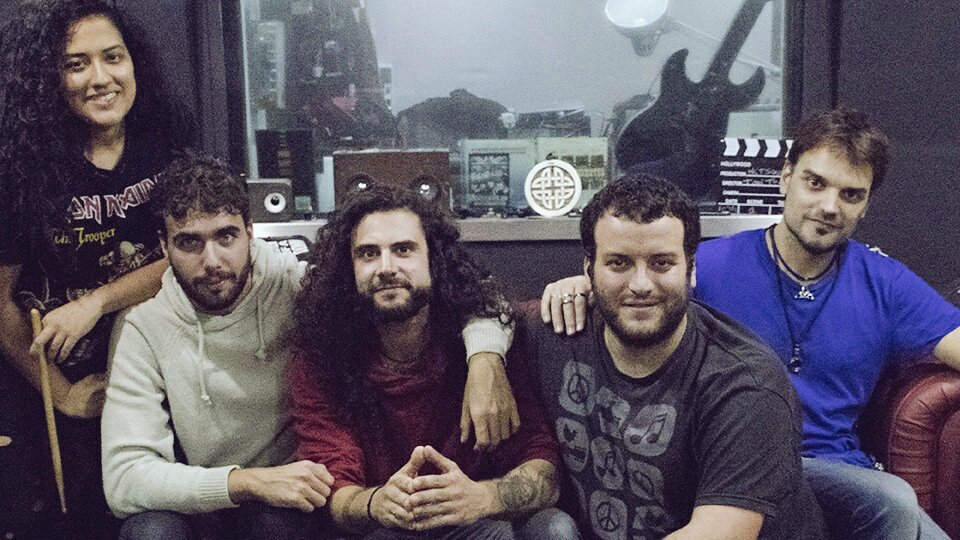•M I T A G O•🎤🎸🎻
Nos dejaremos voz, piel y alma!!!
Primera fotografía de la banda al completo desde el estudio #hctsound #mitago #ultreya