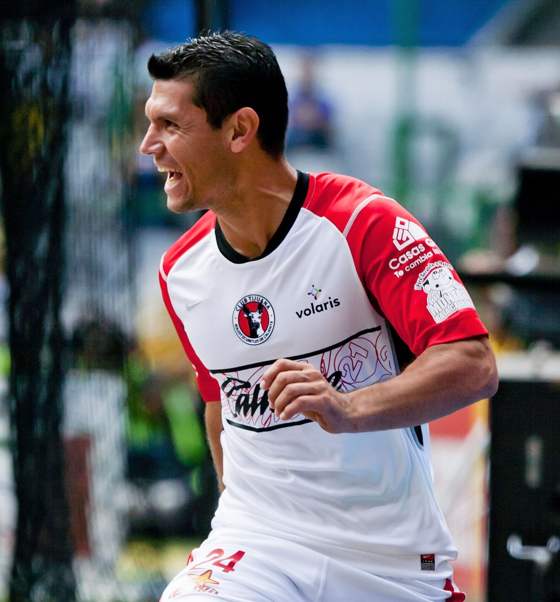 Xolos's tweet photo. Javier Yacuzzi, anotador del gol más rápido entre @Xolos y @ClubAmerica. Marcó en el E. Azteca a los 13 segundos en el #AP2011 #FuerzaTijuas https://t.co/h4rwqAj30O