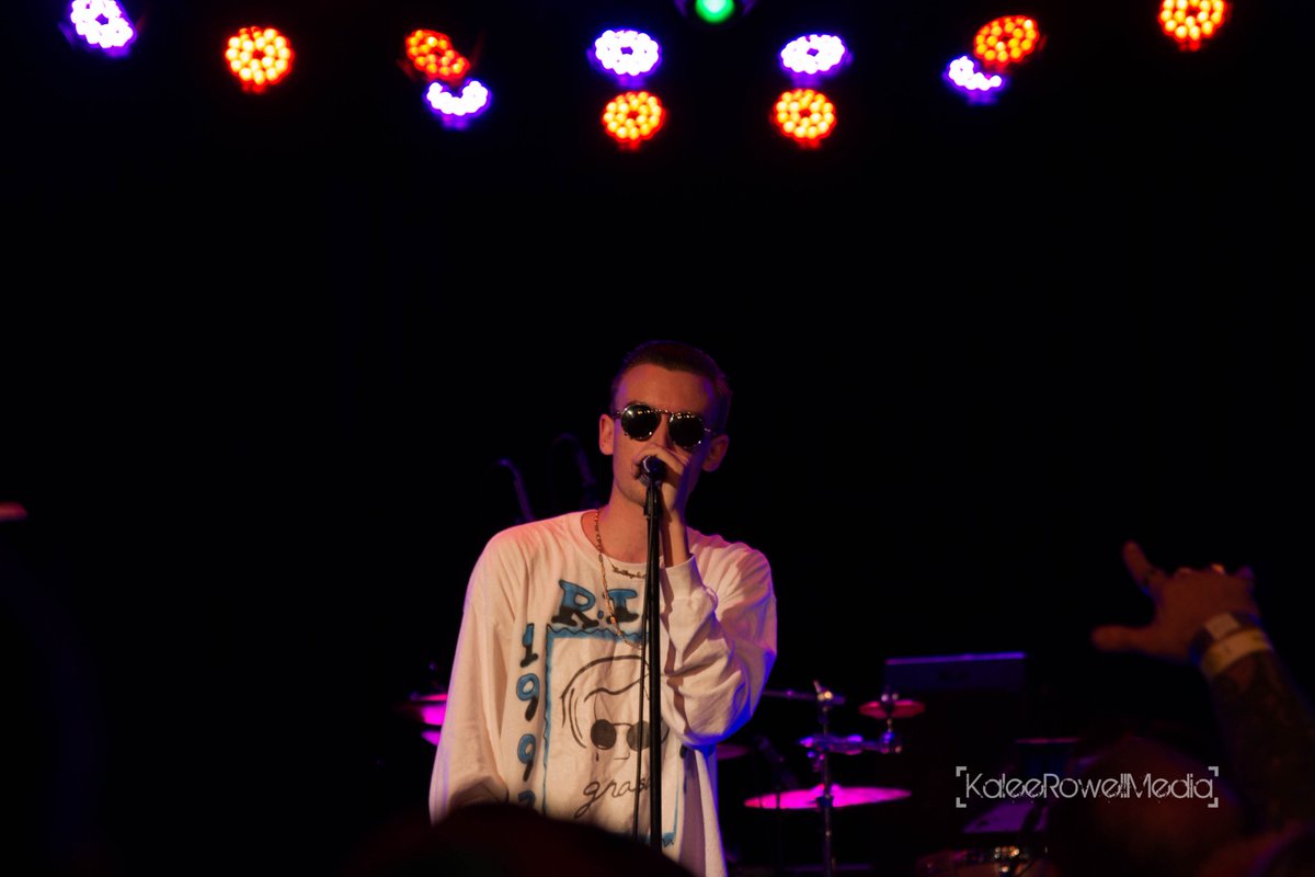 MusicEngaged's tweet image. Throwback to when #musicengaged photographed @gnash at #theroxy in #hollywood in 2015. #gnash