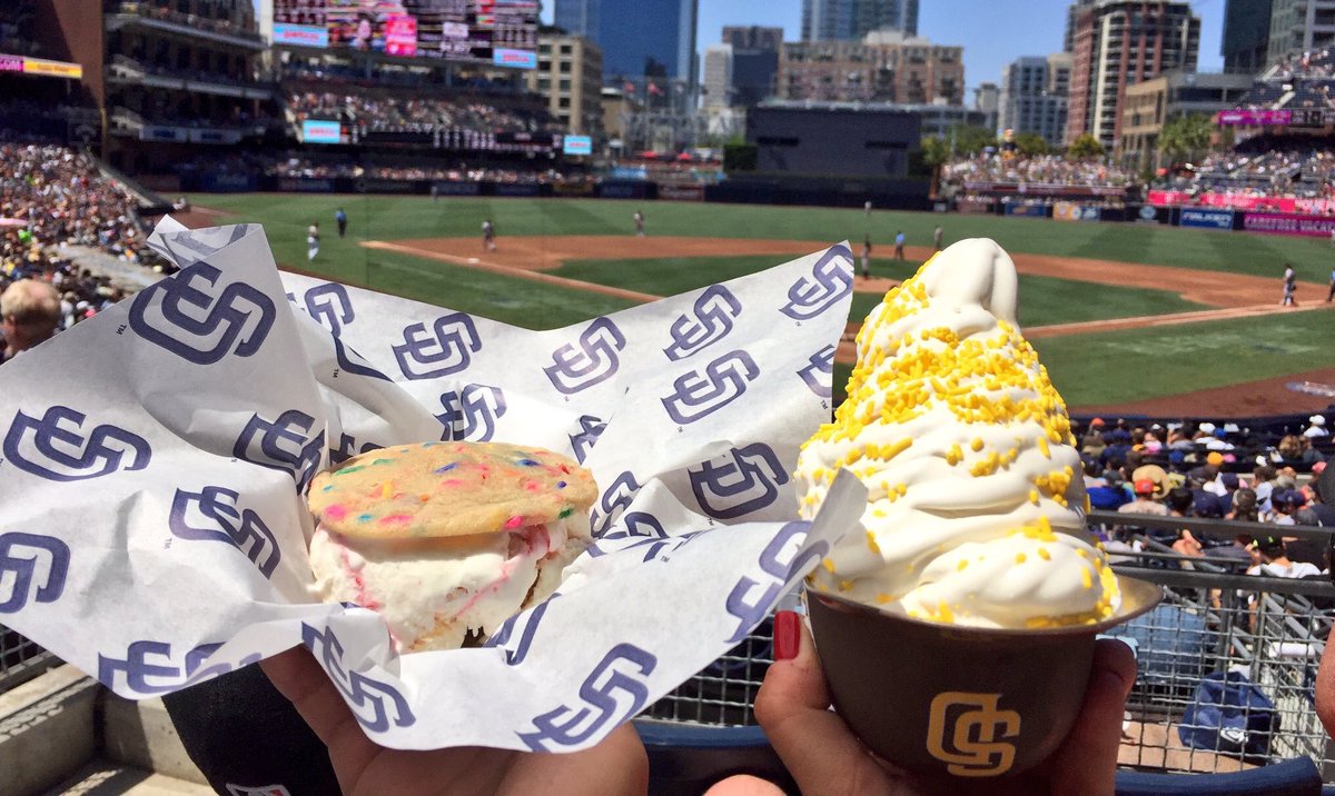 Missing this view and these treats on #NationalDessertDay 🙌🏼🍦⚾️ https://t.co/rNoJkOOF9m
