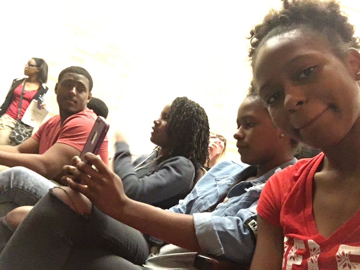 MHSRoboticsHQ's tweet image. Just a portion of the team a while back at the kickoff! #THROWBACK