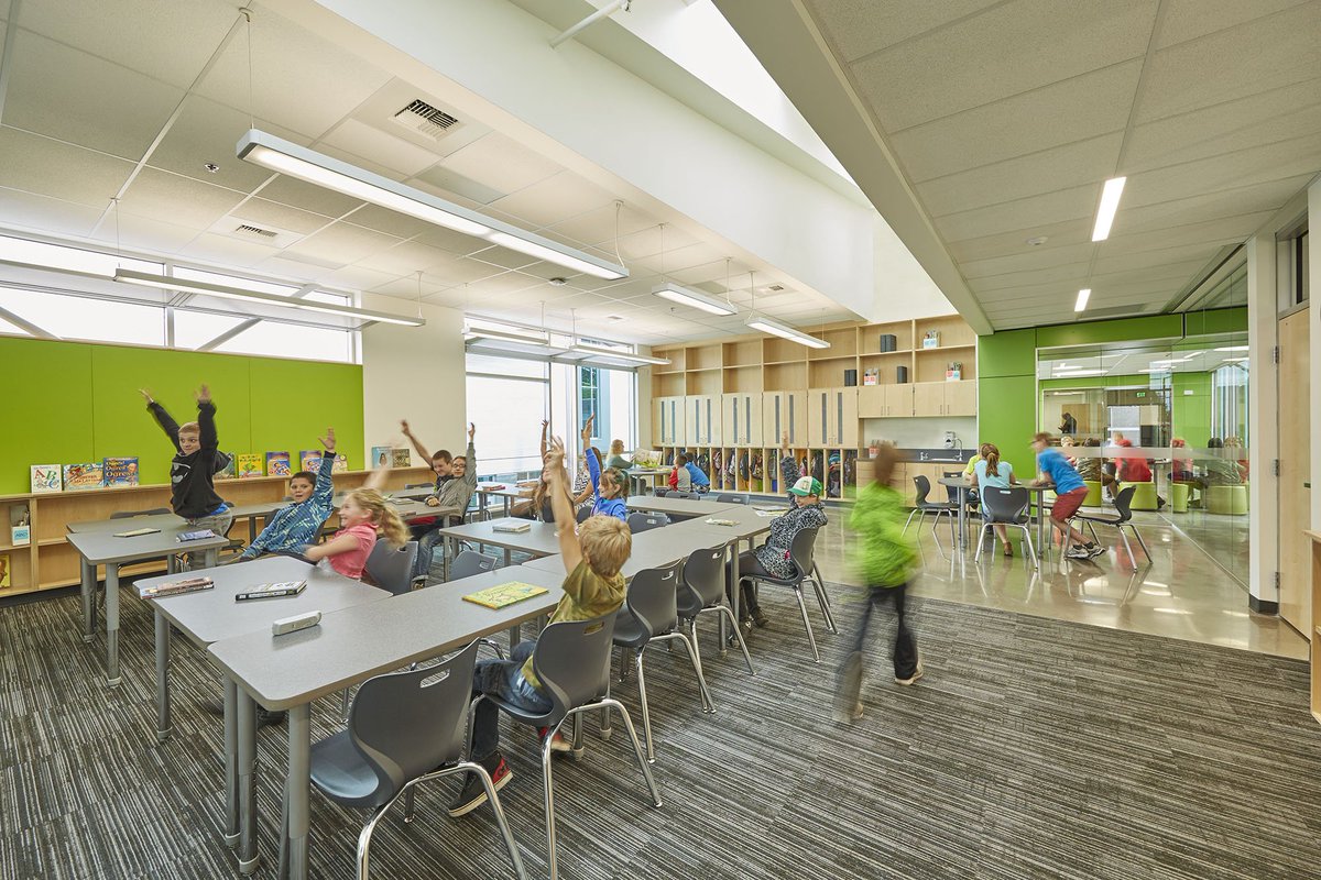 PIVOTarch's tweet photo. #Vote for PIVOT’s entries, #Eugene! Lane Community College (public/institutional) &amp; Howard Elementary (interiors) https://t.co/bD1VAwiiJ1 https://t.co/OjE62OTumX