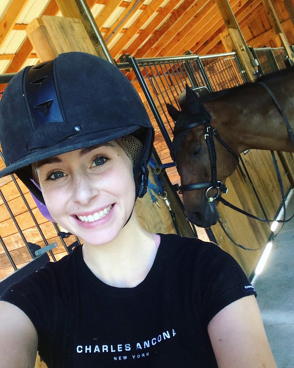 Spy is always so enthusiastic about our rides ❤️