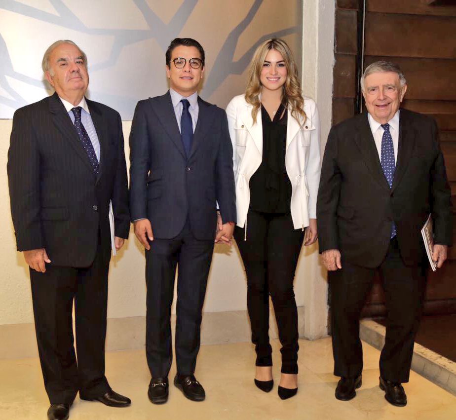 gerislas's tweet photo. Grata reunión con el historiador y periodista José Varela Ortega, nieto del filósofo @ortegaygassett quién hoy preside esta fundación 🇲🇽🇪🇸 https://t.co/pLoxrxXrmU