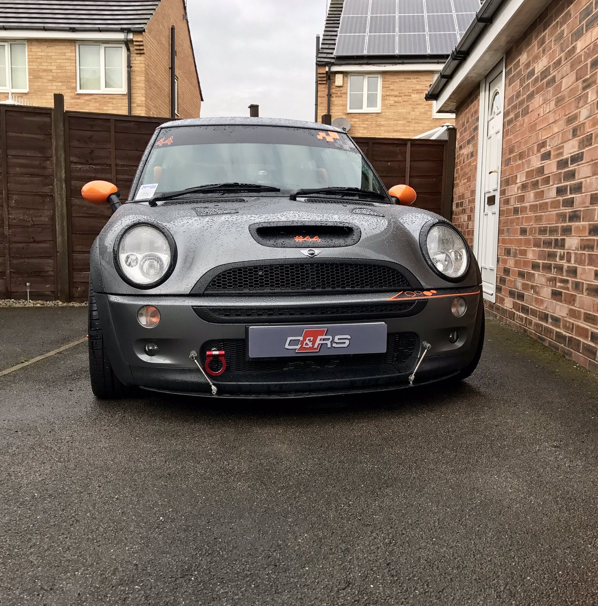 retrofitsol's tweet photo. #MiniCooperS now equipped with @fia rainlight , battery isolate & fuel kill switch
#readyforthetrack #44 https://t.co/hWbvtOPAb7