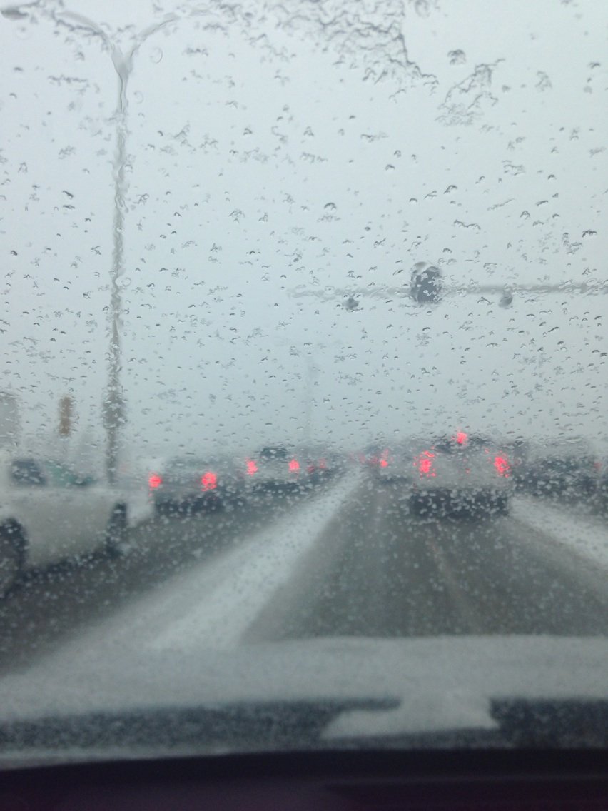 Ouch Whitemud West bound. Bumper to bumper and icy! #be safe