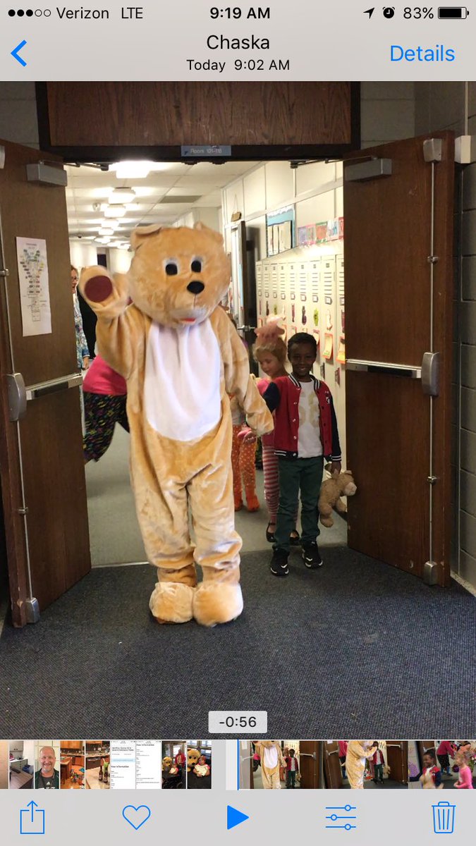 Kinder teddy bear parade @112ChaskaEl