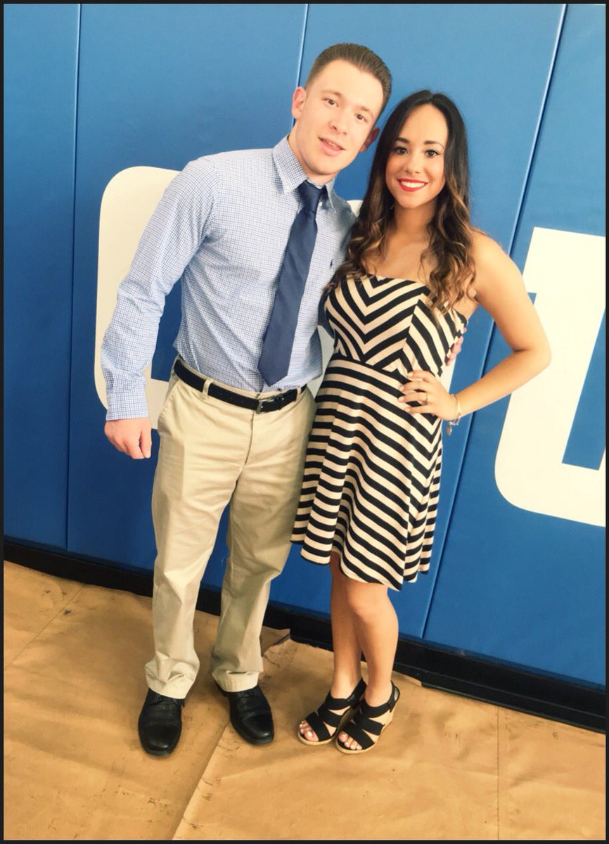 nlimone14's tweet photo. Happy birthday to my best friend forever @CurlyFry69 idk what id do without yah man love you❤️can't wait for tonight🎈👀🎉 #mimi2016 #fcp https://t.co/BtK6tj3gPY
