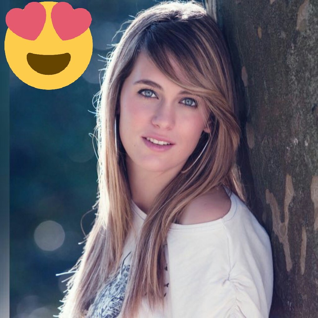 LenchaTextual's tweet image. Viernes de oír Crushear el corazón #BuenViernes