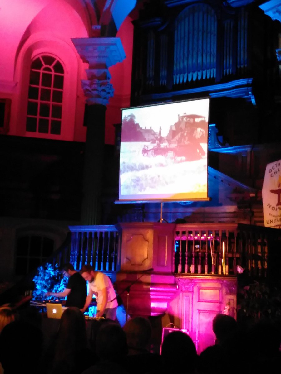 JanRobertsonNch's tweet photo. Very atmospheric soundtrack from @broadsofnorfolk to vintage film footage from @EAFilmArchive #nsv2016 https://t.co/Jbgx9GKGpJ