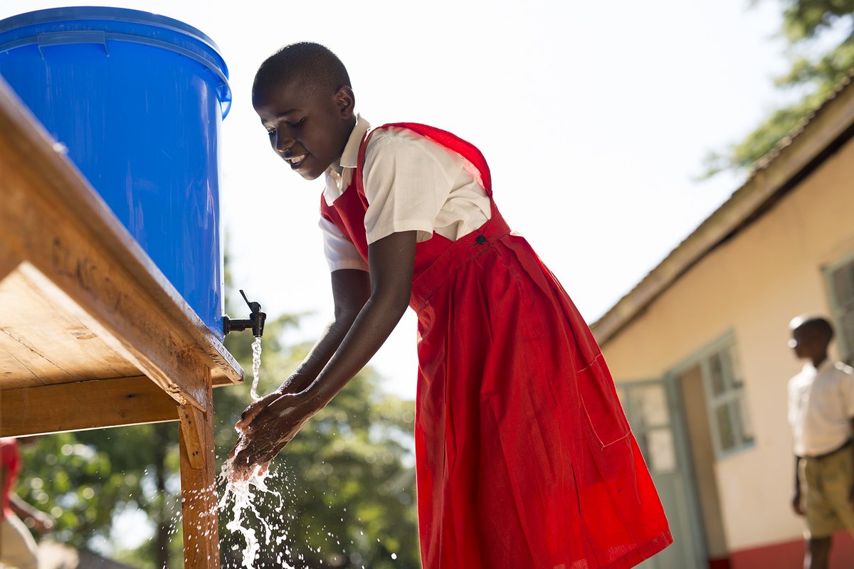 Happy #GlobalHandwashingDay! Clean water and clean hands help keep kids healthy #GHD2016