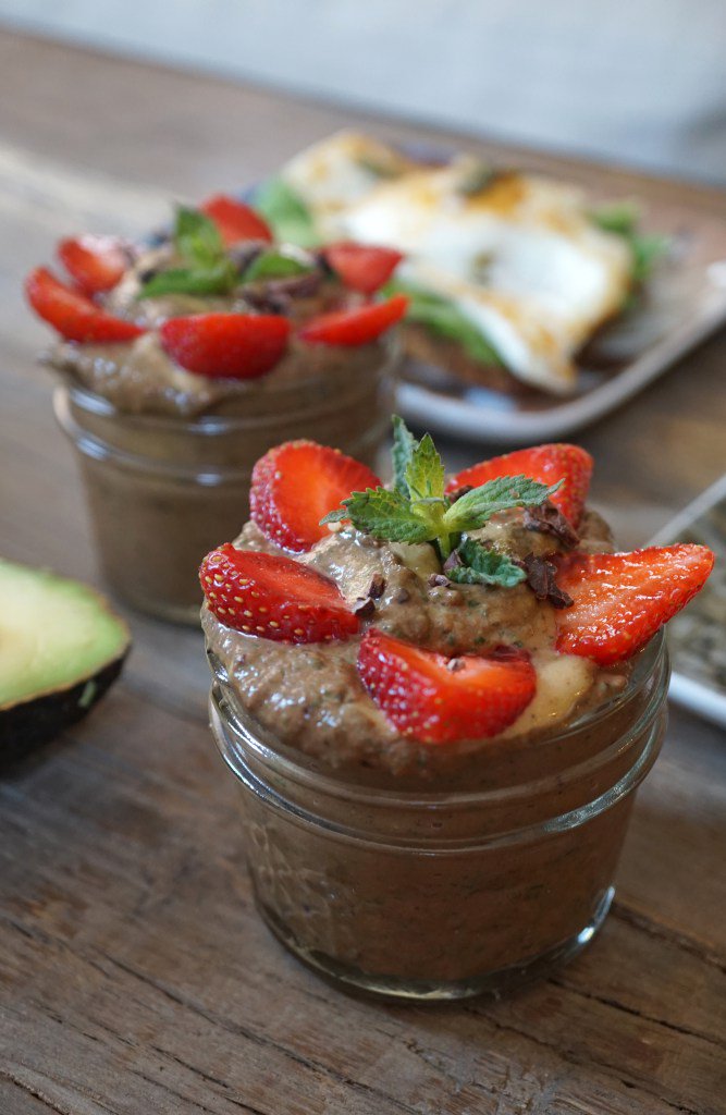 SCSquareOne's tweet photo. Open face egg sandwich &amp; cacao smoothie anyone? #CanYouSayYUMM via @breakfastcrmnls https://t.co/qEXEbKRWEY https://t.co/PrDjDJOgB6