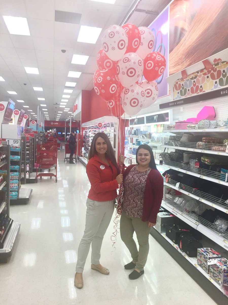 Jessica Lyons tweet media