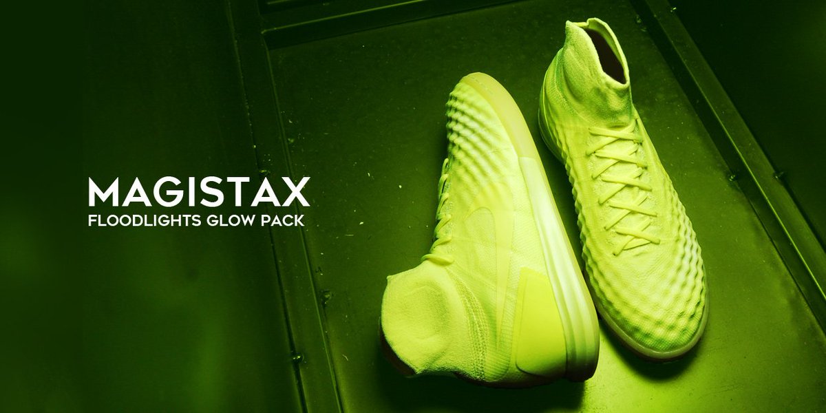 E_S_Maple's tweet photo. #Magista X from the Floodlights Glow pack.
Available online & in-store at #In2Sports https://t.co/m9Sv1onVoq
