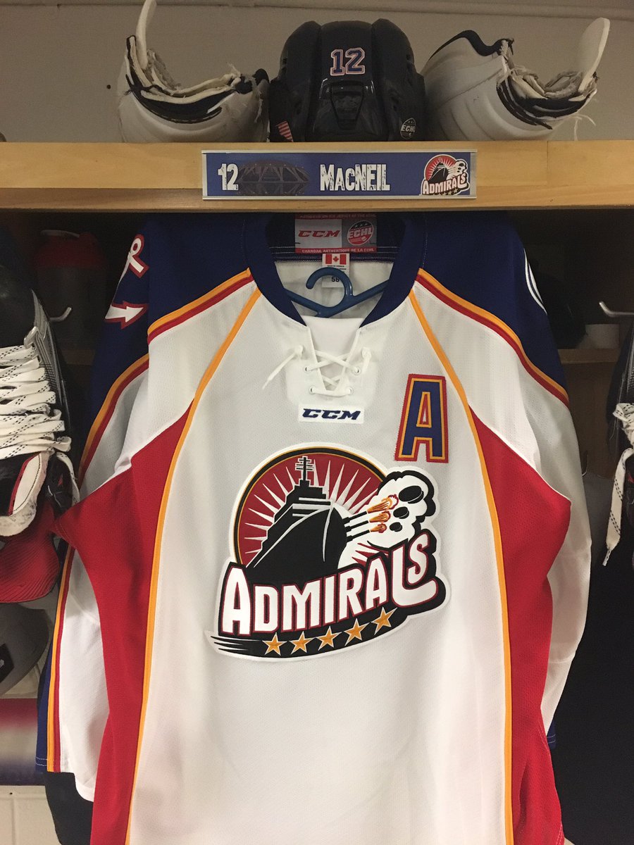 NorfolkAdmirals's tweet photo. Ladies and gentlemen, your opening night captains! 👌🏼 https://t.co/1mvsN2qxyo