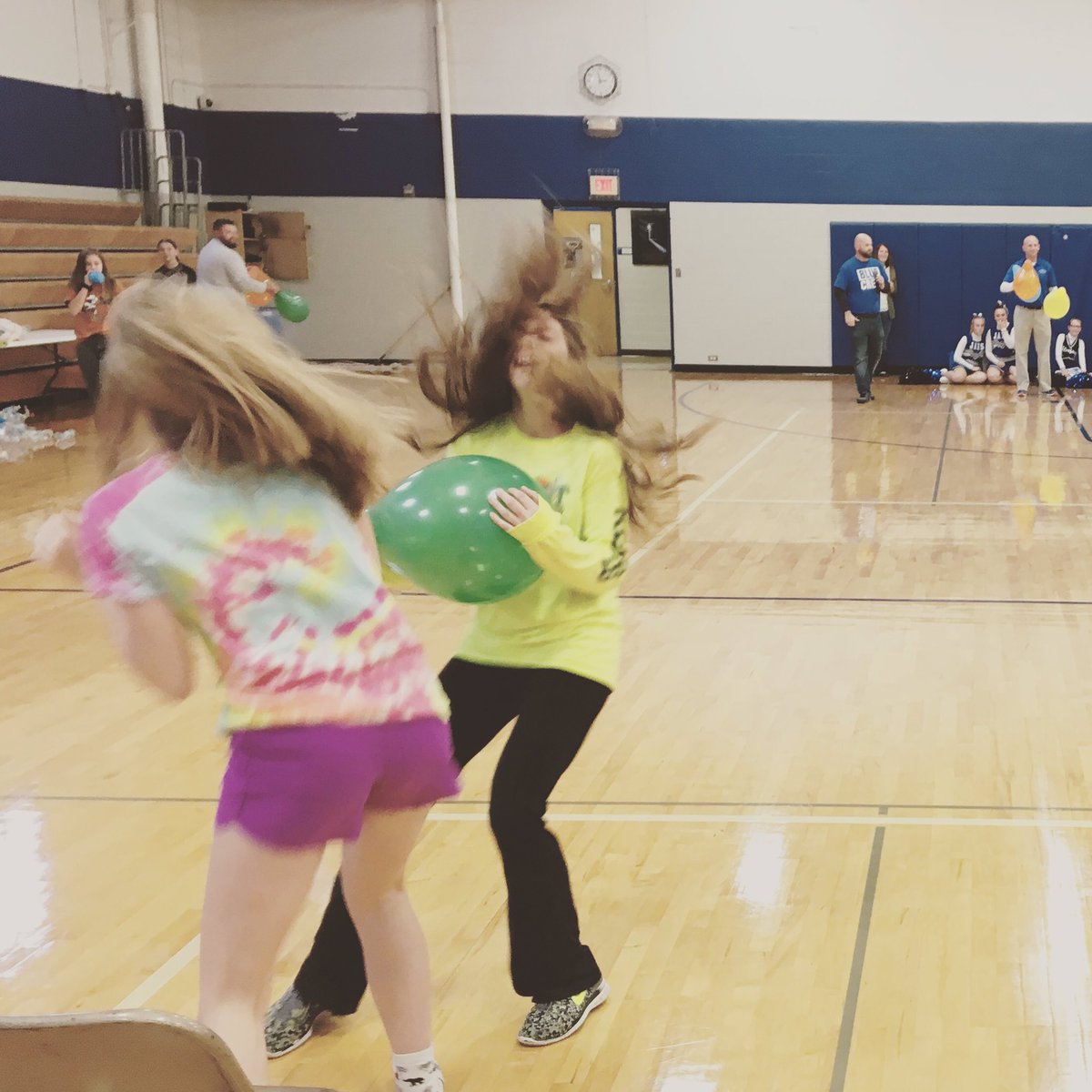 ReadWithScott's tweet photo. So many ๐ moments today celebrating student achievement in and out of the classroom. #bfmsproud #bfmslearns #bfmsrocks https://t.co/Vi9l9RZwkx