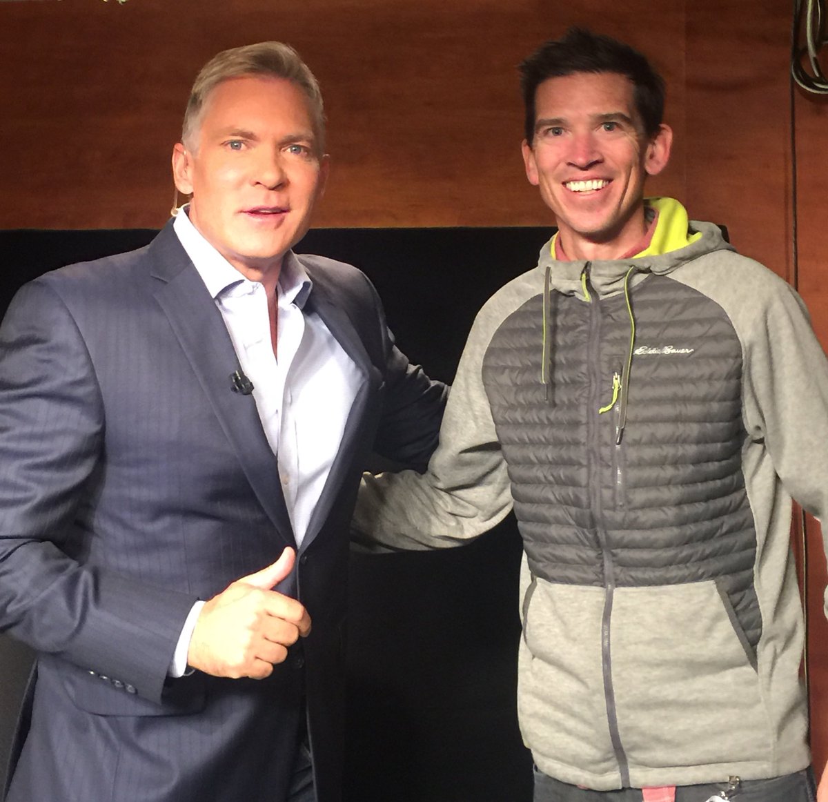 alpenglowexp's tweet photo. Highlight of the day - talking #everest with @SamChampion. Excited to check out the new show! @23pt5 #everestnofilter https://t.co/X1msklJ85g