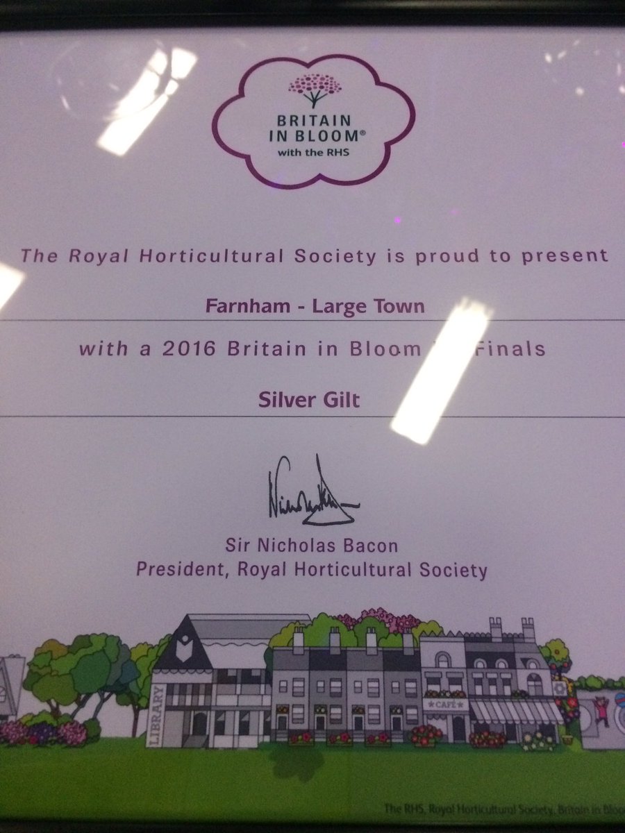 We are delighted to announce that we were awarded Silver Gilt for our entry in @RHSBloom! #FarnhaminBloom2016