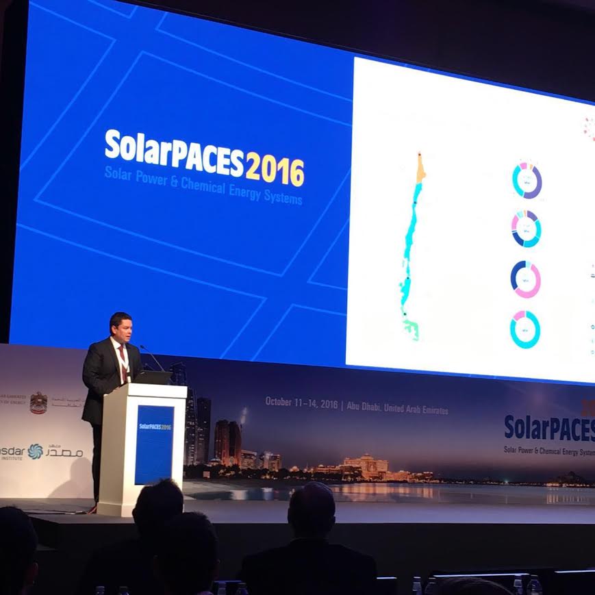 CodeXverde's tweet photo. [#EstaSemana] Chile participa en encuentro mundial de tecnologías de Concentración Solar  https://t.co/pwAhDTK5nn  #SolarPACES2016 https://t.co/14gAd7c6Lx